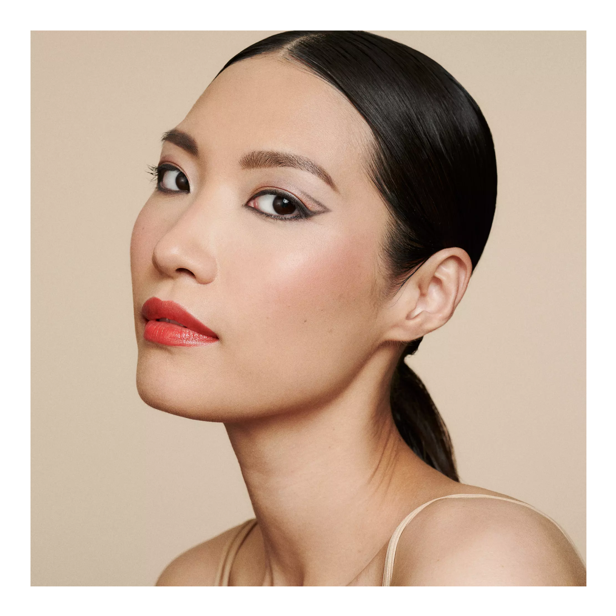 Brillo de Labios en Barra Melting Kiss de Catrice - 030 Blushing Hard CATRICE Cosmeticos-skincare