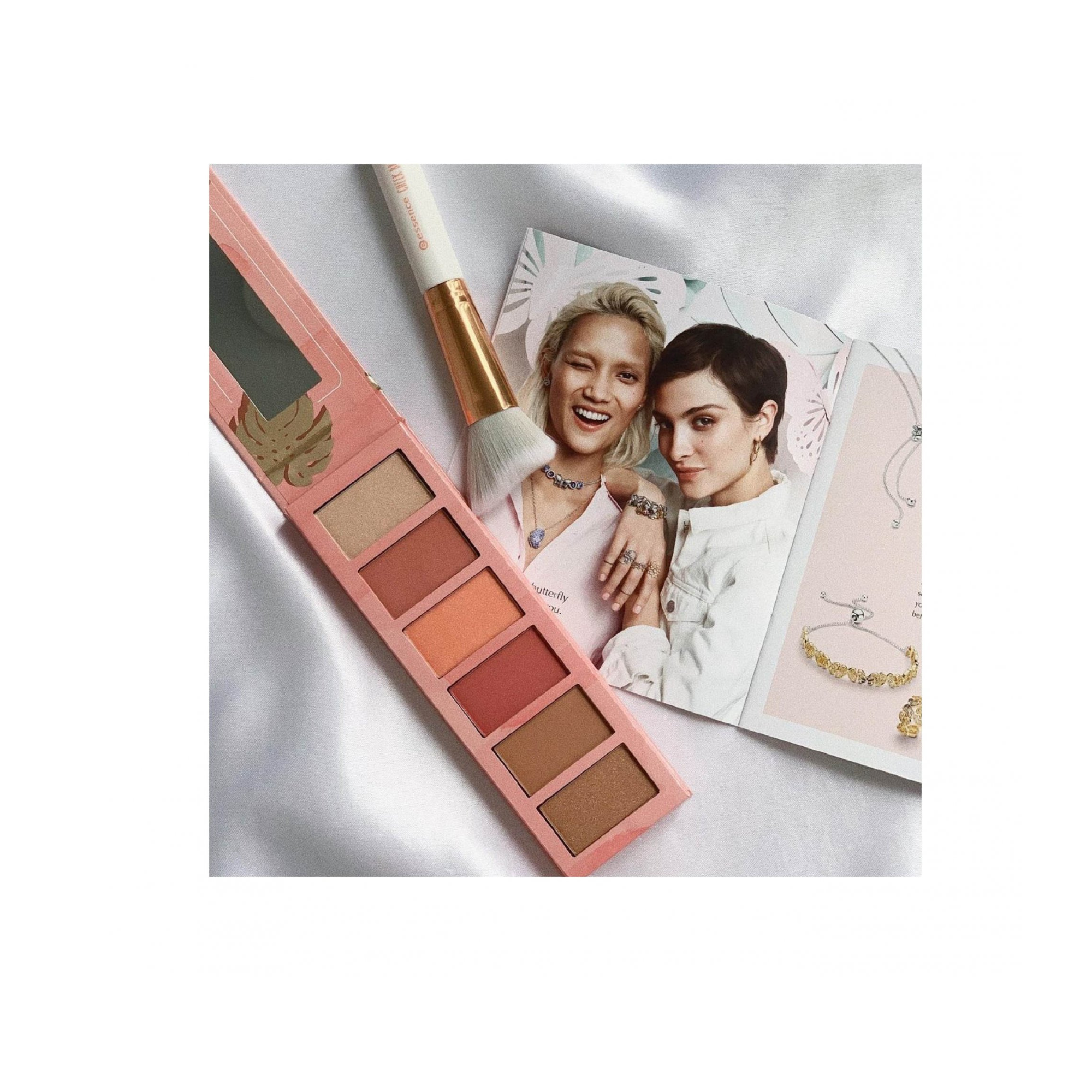 Paleta de Rostro Essence Hey Cheeks ESSENCE Cosmeticos-skincare