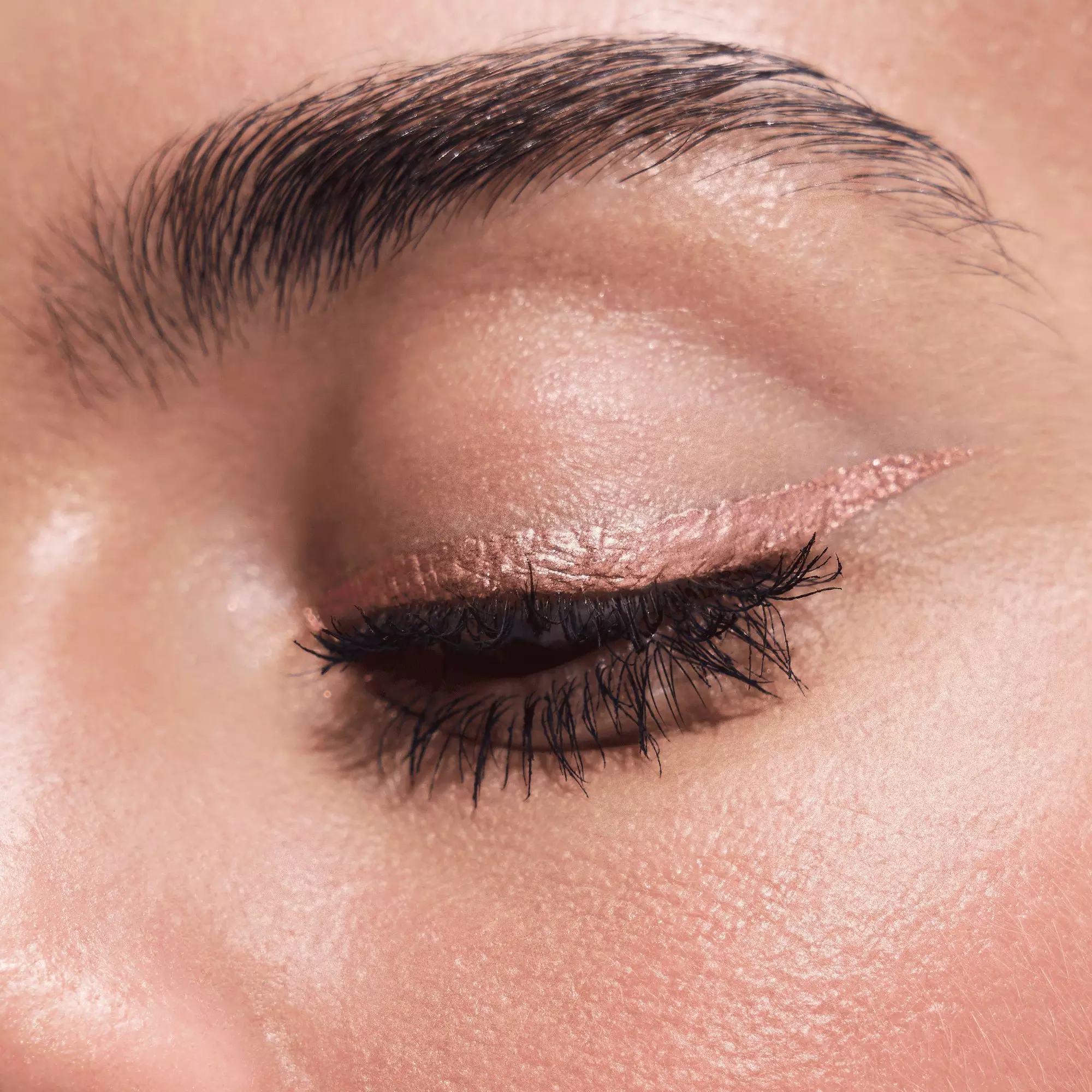 Delineador de ojos metálico de Buscando a Dory de Disney Pixar - 020 - Seashell Sparkle CATRICE Cosmeticos-skincare