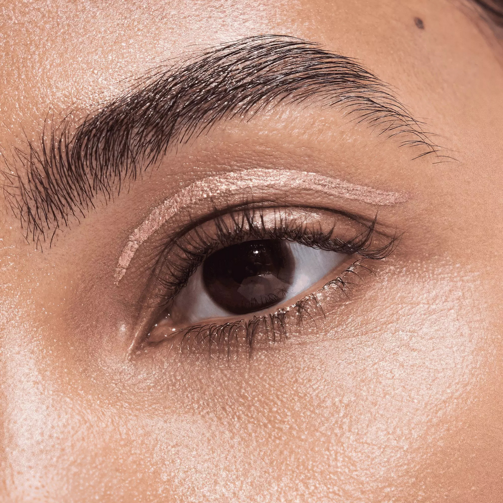 Delineador de ojos metálico de Buscando a Dory de Disney Pixar - 020 - Seashell Sparkle CATRICE Cosmeticos-skincare